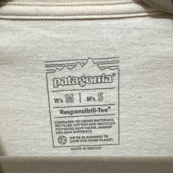 New Patagonia Fitz Roy Icon Responsibili-Tee Shirt Size Medium Birch White - Picture 4 of 5